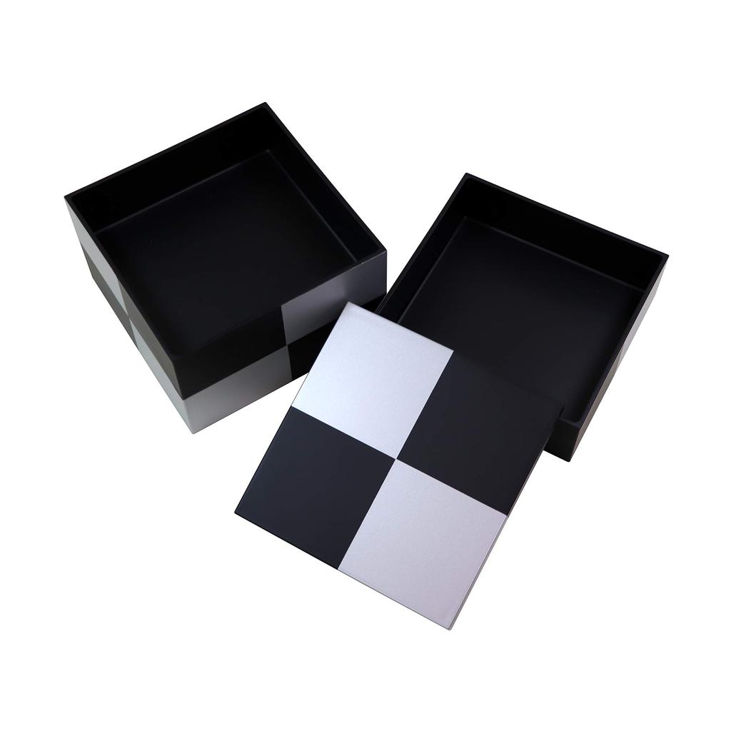 Osaka Choseido Checkered Yamanaka Original Cooler Bonus Perfect for Sports New Eve and More 3-Tiered Box, 15cm, Black, Lacquer, Bag, Included, Days,