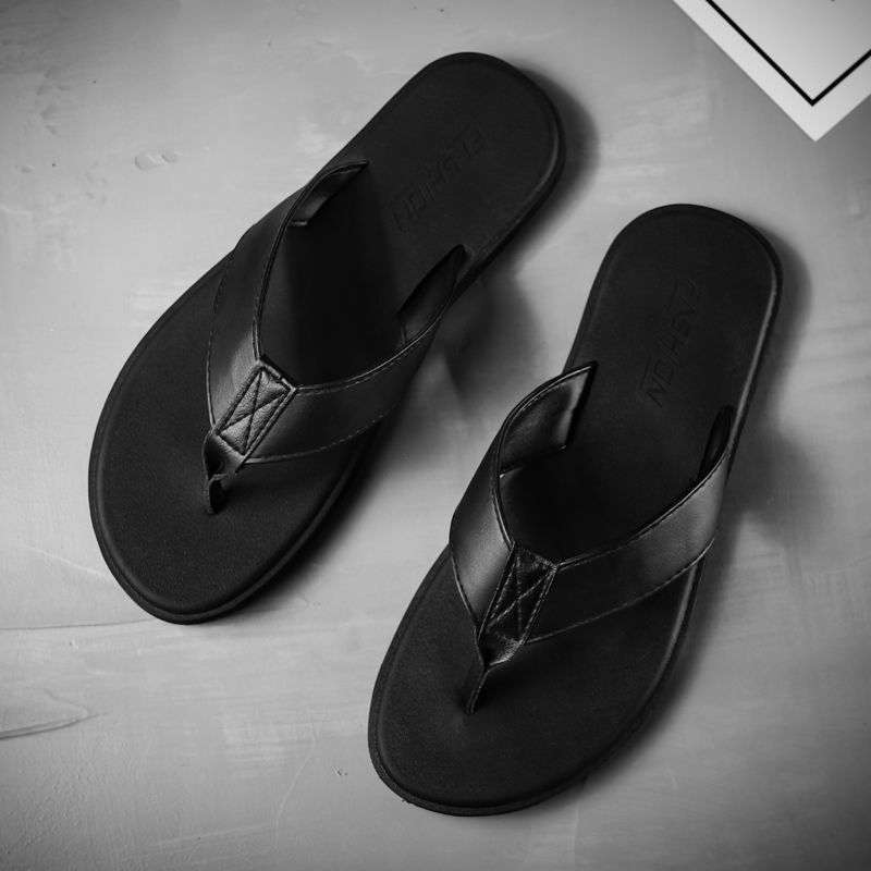 Flip-flops men's tide Korean version outside wearing sandals men's outdoor beach shoes men's wear-resistant non-slip slippers