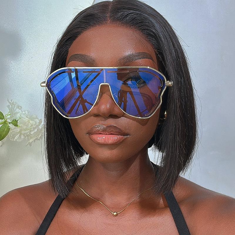 European American Style Sunglasses Male Big Size Hollow Out Women Sunglasses Vintage Stylish Sun Glasses for Woman