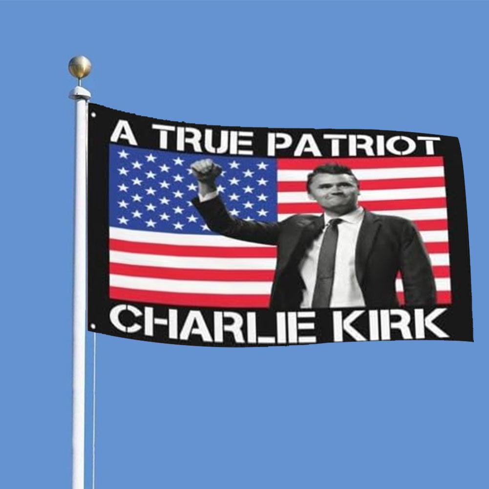 Eine echte patriotische Charlie Kirk Flagge, Blumengartenteppich Außenflagge Gartenflagge mit zwei Metallösen