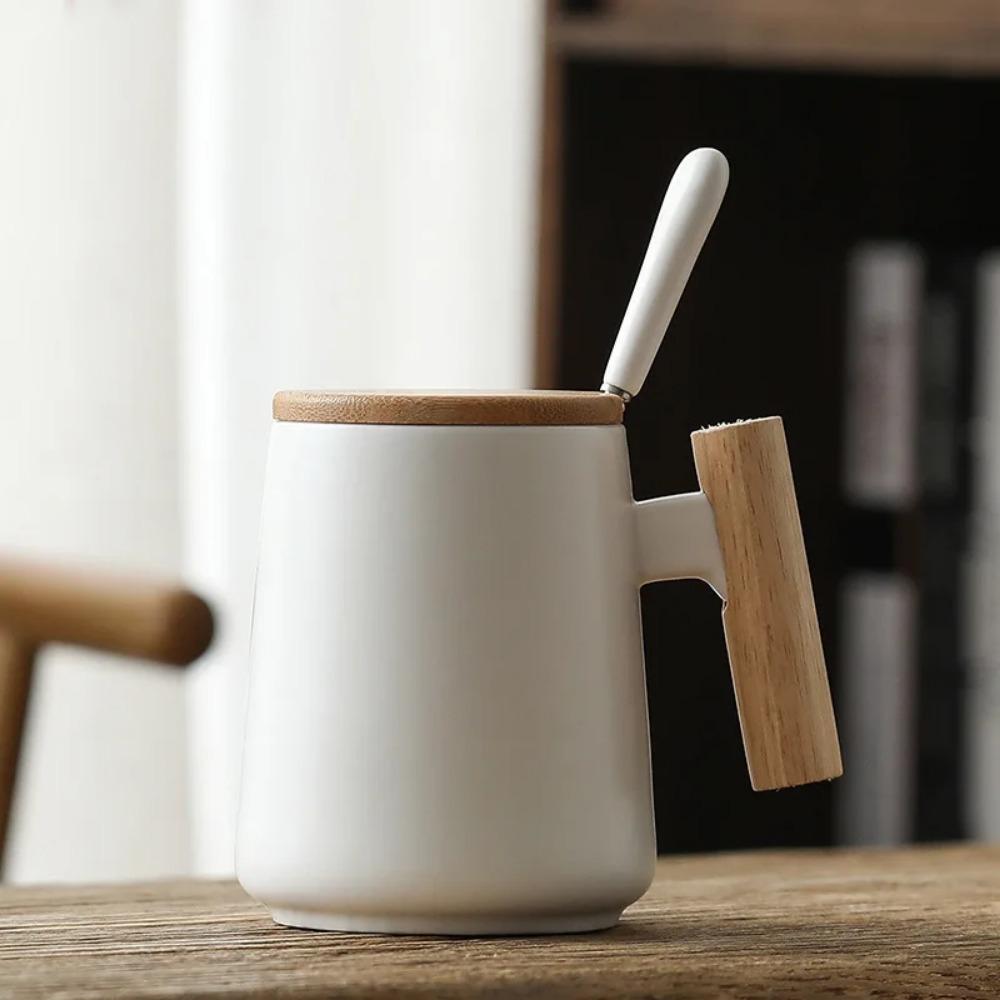 New Vintage Nordic Design Ceramic Coffee Mug with Lid Wooden Handle Retro Office Home Water Cup Simple Business Gift Drinking