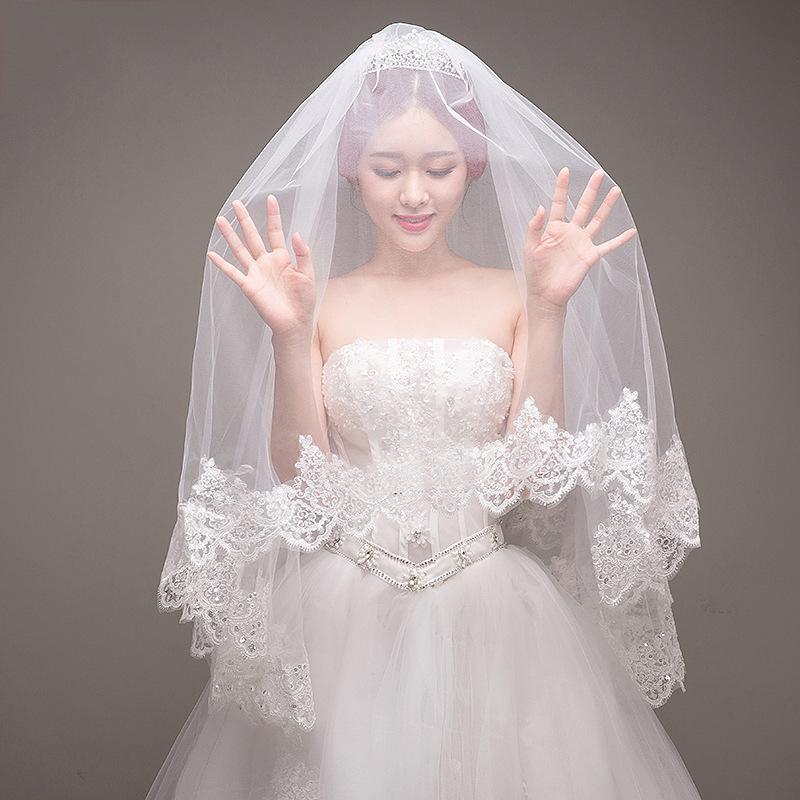 Wedding Veil, Double Layered, with Hair Comb, Exquisite Sequined Lace Lace Veil, Bridal Photo Styling Veil In the Studio