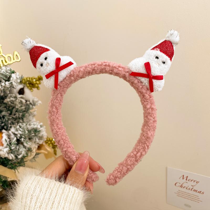 

Christmas Plush Headband: Cute Versatile Hair Accessory for Girls.