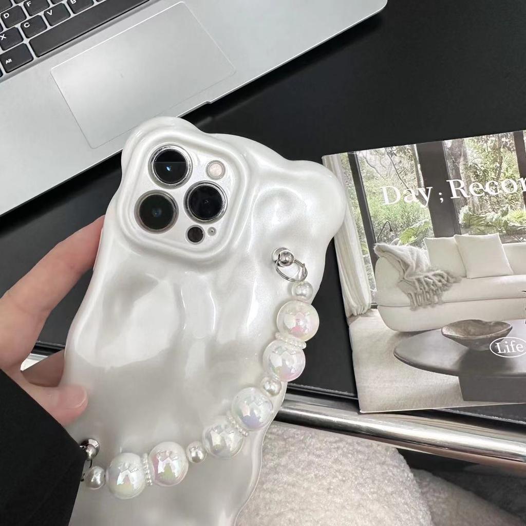 Xiaoxiang temperament pearl chain is suitable for iPhone16Pro max Apple 17 mobile phone case 15/14 niche ins