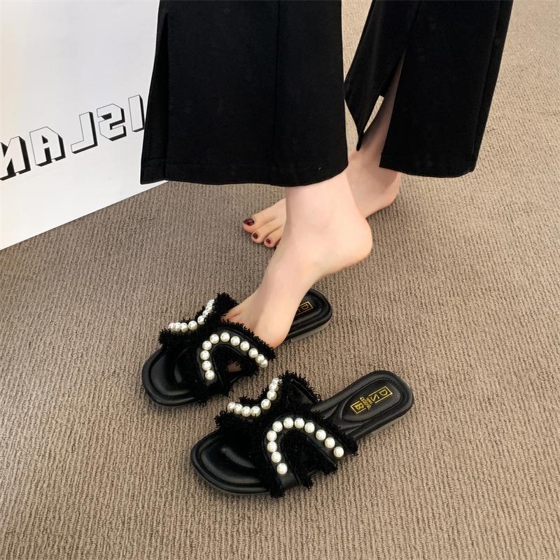 Xiaoxiangfeng Cool Slippers Women's Outer Wear In the Summer of 2025 New Niche Design Sense Pearl Seaside Beach One-word Drag
