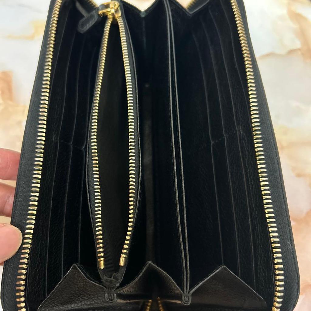 Used PRADA Round zip long wallet Black