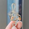 Creative Personality Beating Music Note Brooch Design Sense Suit Corsage Cardigan Accessories Exquisite Niche Pin Collar Pin Women