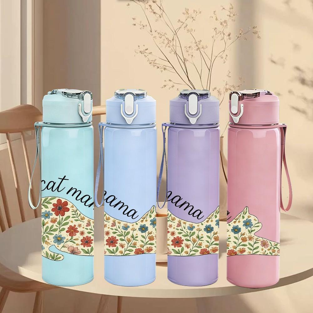 1PC Floral Cat Mama Letter Art 750ml Color Plastic Sports Water Bottle Leakproof Flip Straw Lid Suitable for Sports Office Home Use