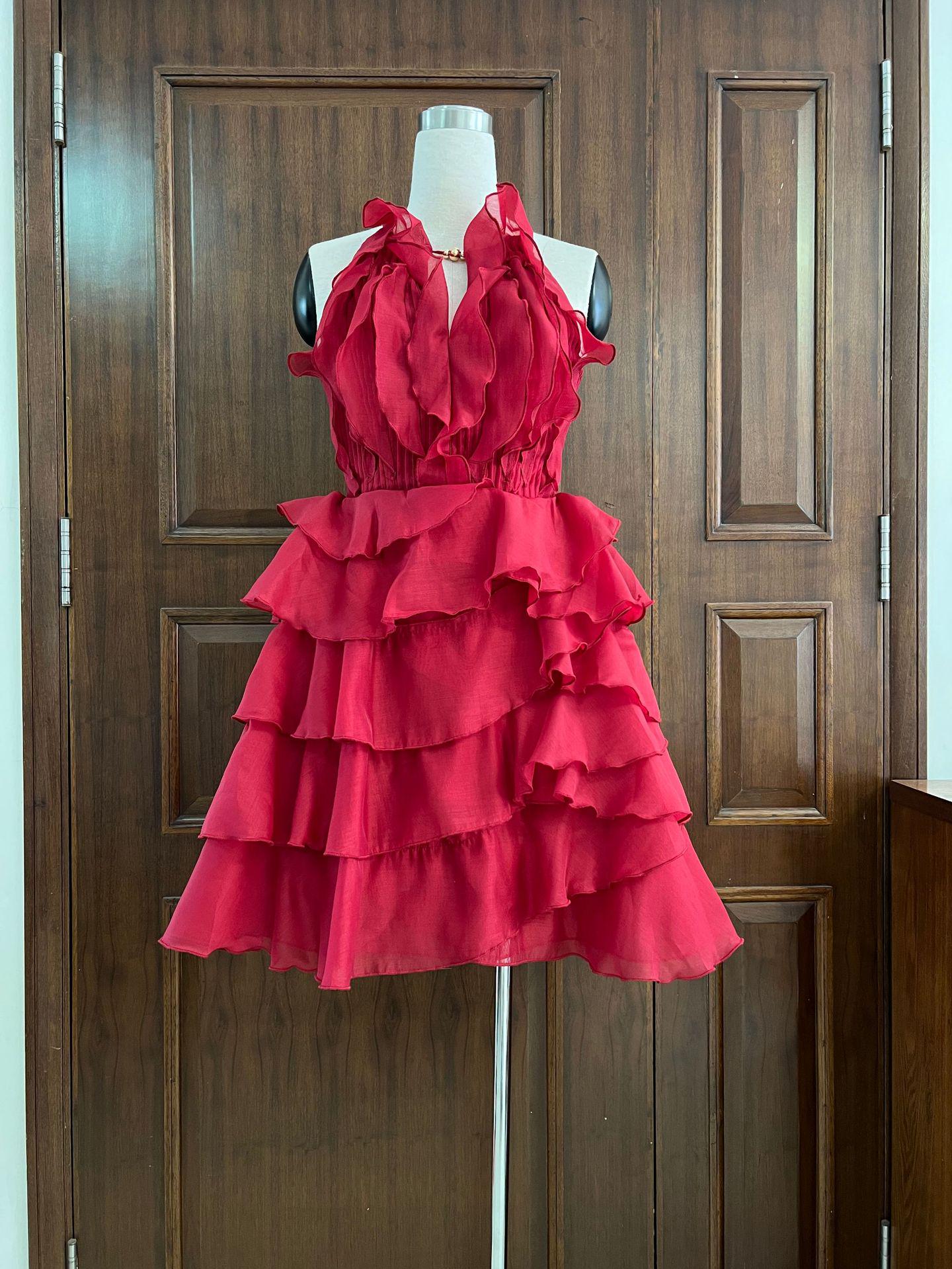 

Ruffled Patchwork Chiffon Halter Mini Dress - Elegant Waist-cinching Fluffy Skirt, High-Waist Style (2026) XXXL вино красного