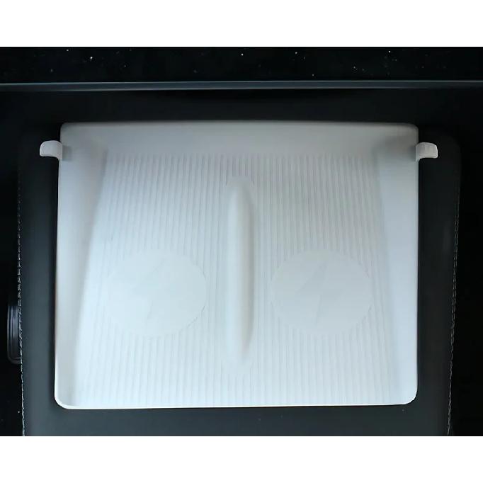 For Tesla Model Y Juniper Wireless Charging Silicone Mat Model 3 Highland Wireless Charging Food-grade Silicone Anti-slip Mat