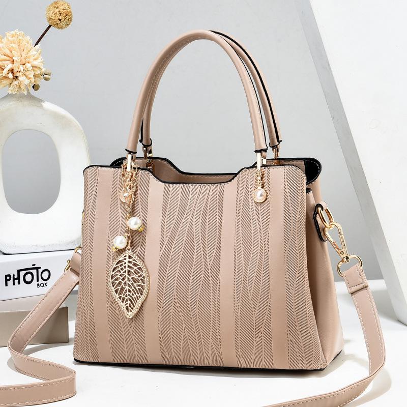 New Women Embossed Leather Shoulder Bag Large Capacity Crossbody Bag Fashion Handbag Shopping Tote Bags Women Handbags