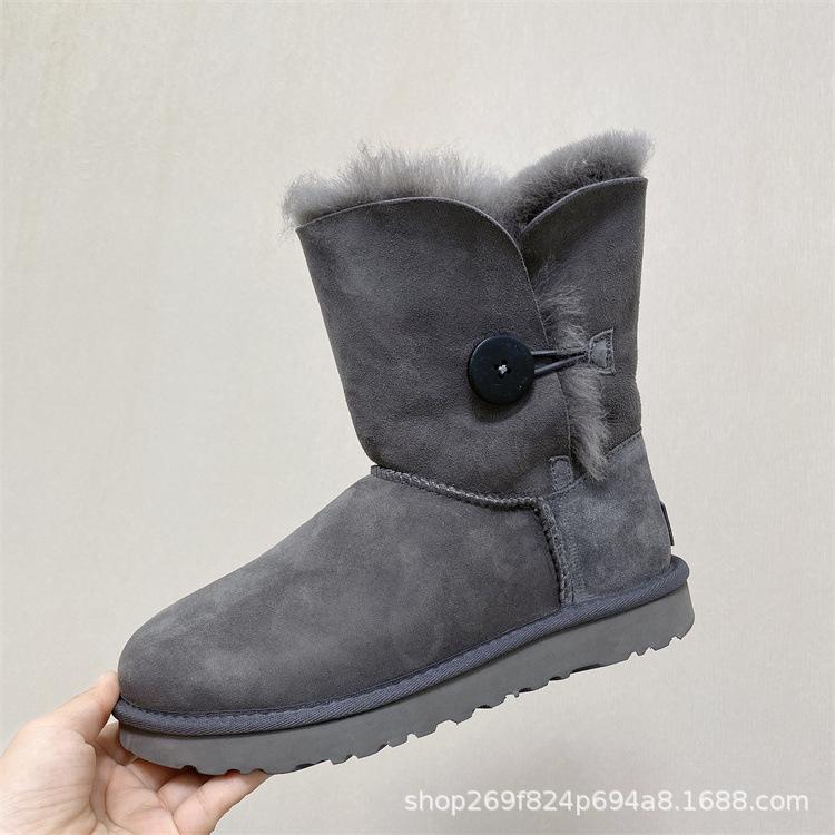 Sangpo snow boots women's fur integrated classic long tube piled thickened real wool warm cotton shoes men's winter shoes