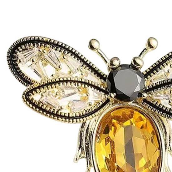 Women Brooch Sparkling Rhinestones Bee Shape Lapel Pin Suits Coats Bags Scarves Badge Versatile Accessory