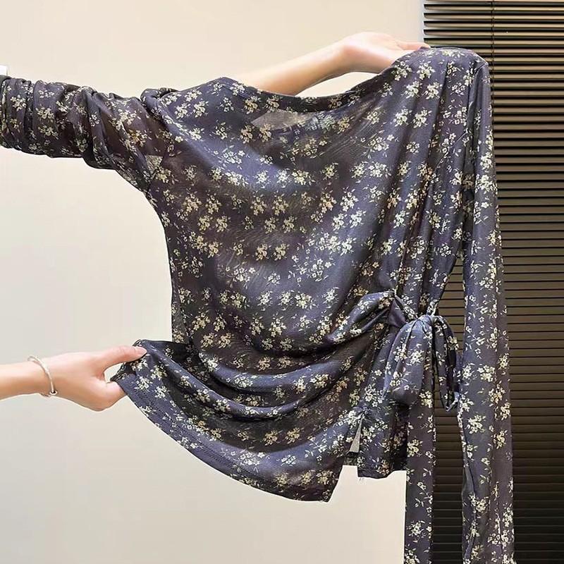 Vintage Floral Long Sleeve T Shirt With V Neck For Casual And Office Wear
