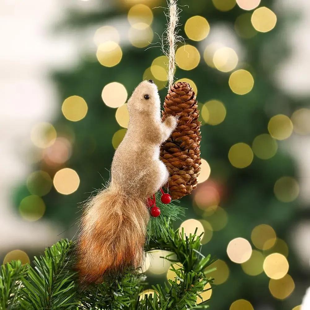 Fünf Plastik-Eichhörnchen-Anhänger für Weihnachtsbaum und Tischdekoration Saisonale Feiertagsdekorationen Bringen Freude ins Zuhause