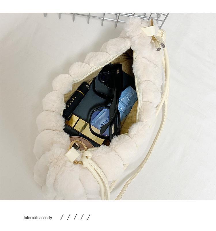 Women's Plush Shoulder Bag - 2025 Fashionable Versatile Furry Underarm Handbag with Niche Design