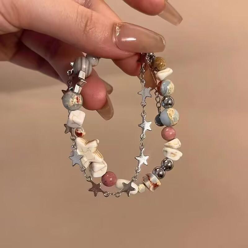 

Gentle universe, original handmade cream color scheme double star bracelet niche design girl heart beaded bracelet