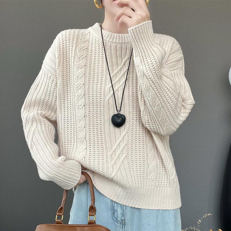 

Stylish Retro Cable Knit Cashmere Sweater - Trendy Round Neck Design and Comfortable Fit Medium