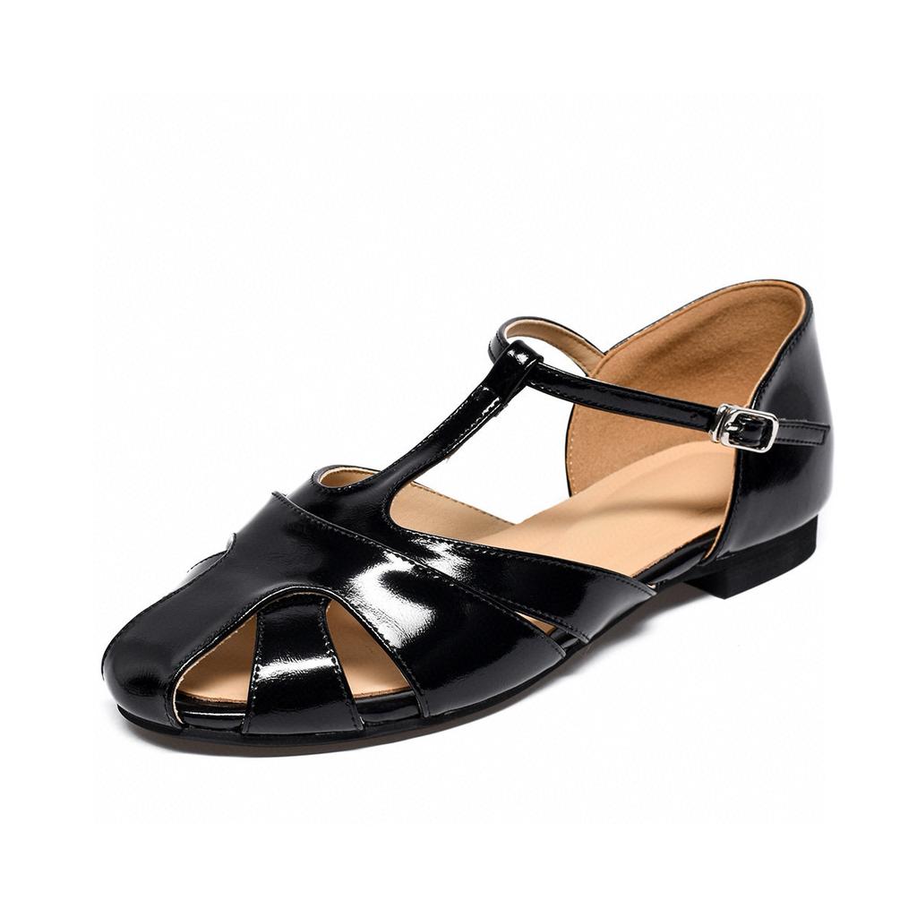 Flat-soled sandals women's summer new bag head hollow sandals T-button woven shoes