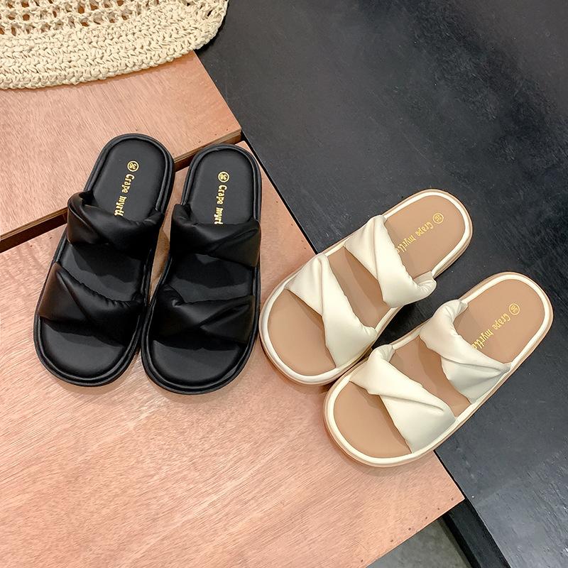 The same soft bubble~ stepping on shit feeling kink one word casual thick-soled slippers women's sandals outside summer