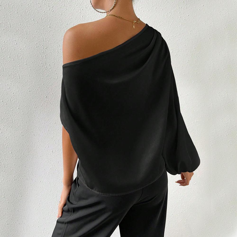 Autumn And Winter Temperament Sloping Shoulder Long Sleeved Sexy Off Shoulder Loose Cut Sloping Collar Design Top
