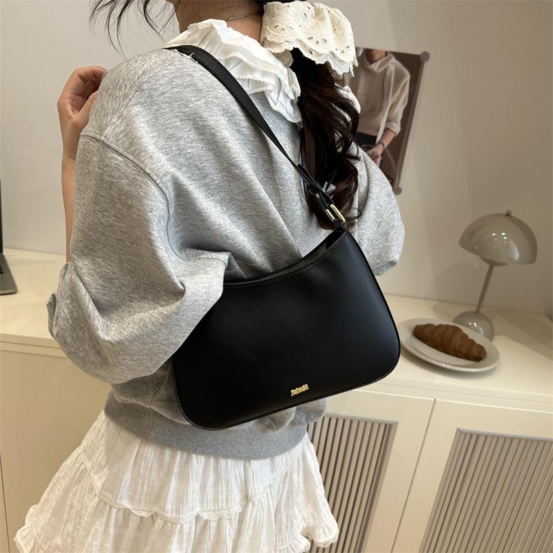 Spring and summer new high-end atmospheric women's bags new versatile solid color shoulder underarm bags messenger bags women