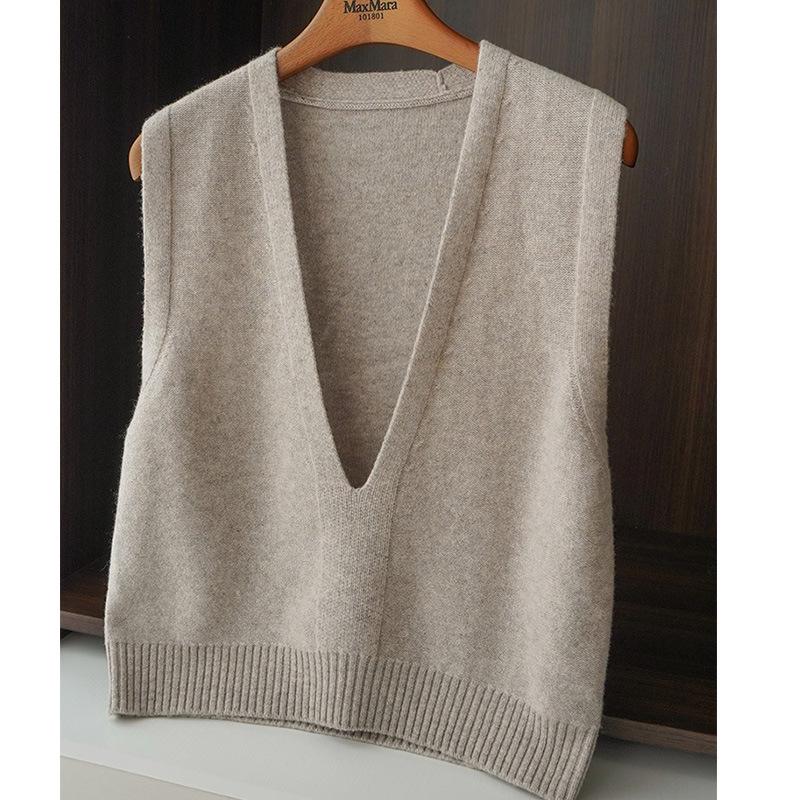 Women's V-neck Knit Vest - Korean Style Wool Blend Shawl for Autumn/Winter
