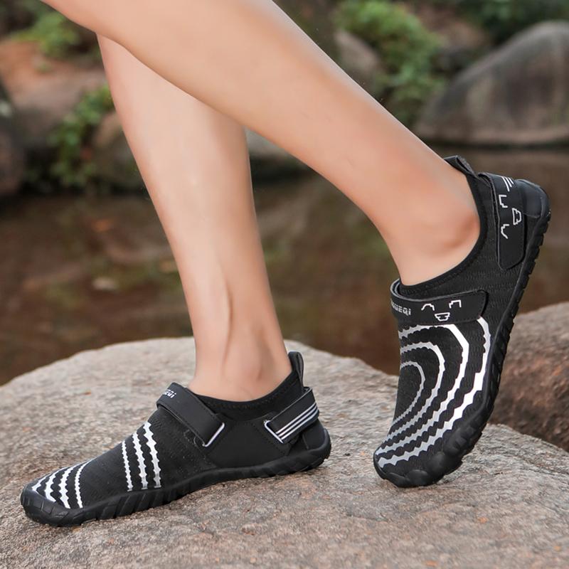 Men Water Barefoot Shoes Comfortable Beach Shoes Quick Dry Hiking Breathable Sports Sandal Soft Outdoor Training Shoes Couple 46