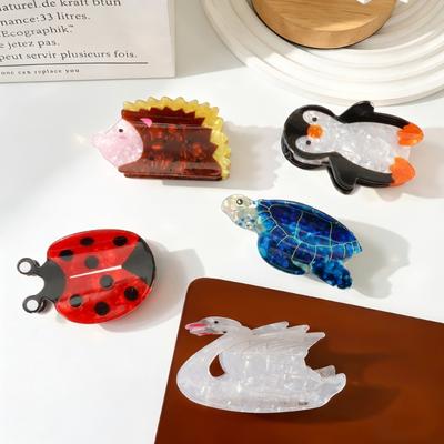 Cute Animal Hair Claw Clip, Compact PVC Hair Accessory for Daily Wear, Travel Styling and Decorative Hair Hold