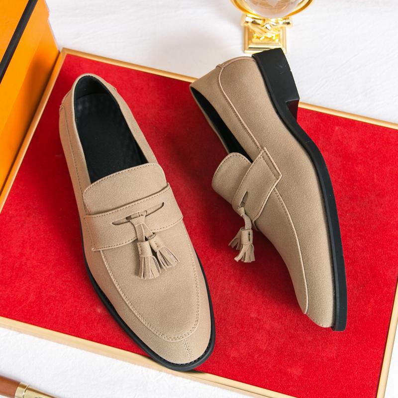 Fashion Fashion Casual Leather Shoes Men Flats Slip-On Men Casual Shoes High Quality Men Loafers Tassel Moccasin Suede Driving Shoes
