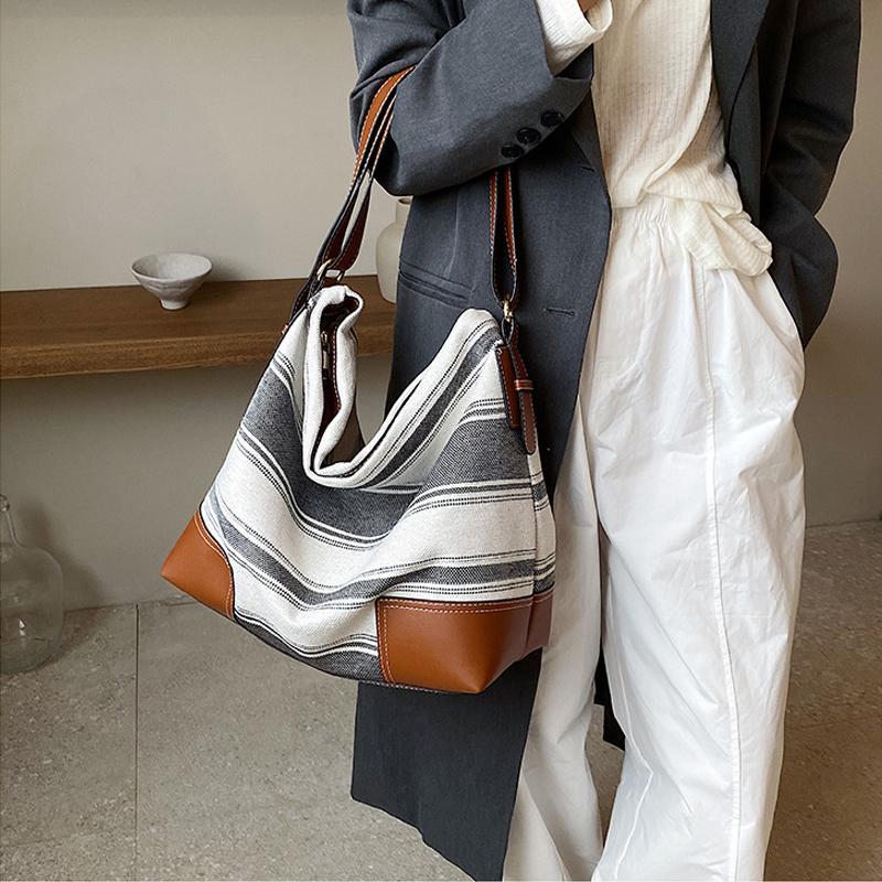 Geantă retro cu design de nișă mică pentru femei, geantă nouă din pânză cu dungi contrastante, la modă, cu un singur umăr, crossbody