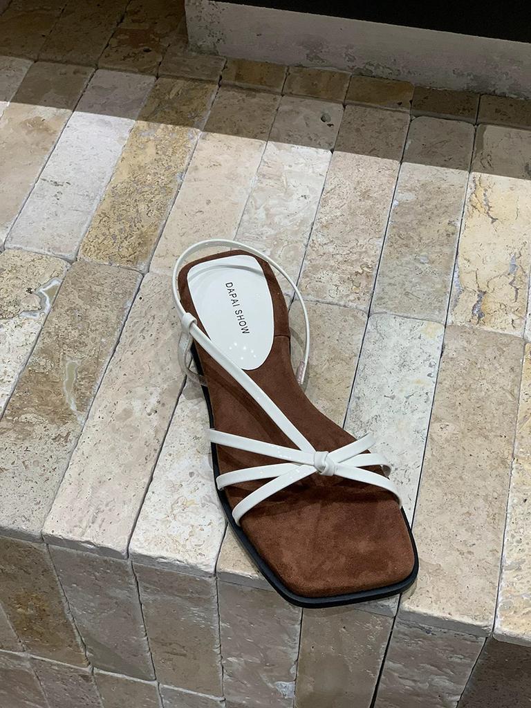 Soft sole with skirt temperament wedge heel sandals women's 2025 new summer word with square head Roman open-toed high heels tide