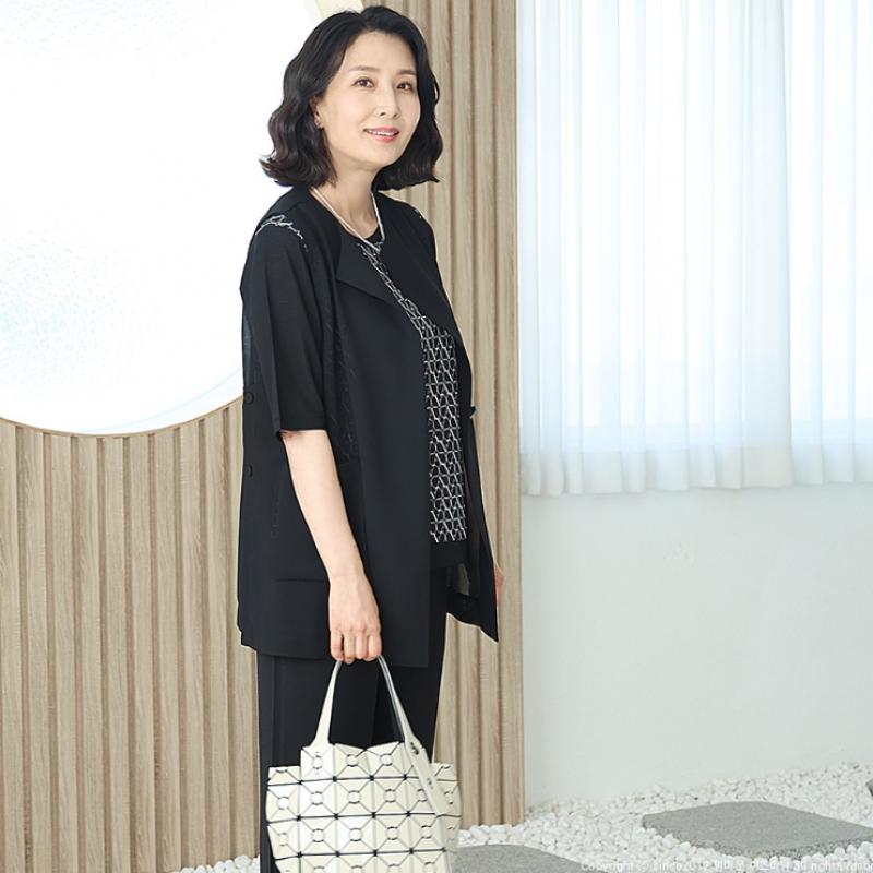 Shiz Madam Modern Sheer 3d Pocket Vest J31821