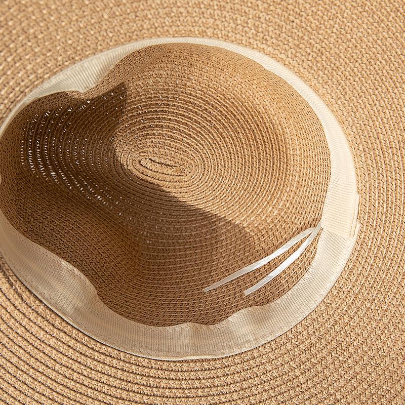 Stylish and Protective Panama Hat with A Wide Brim, Perfect for Men and Women To Wear on Sunny Days At The Beach