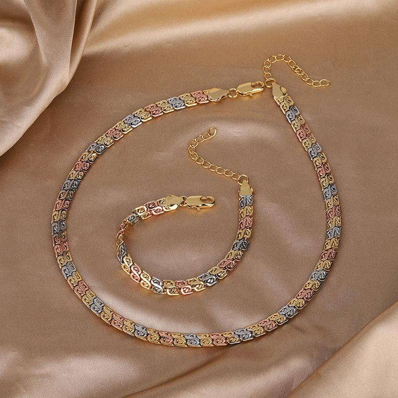 Jewelry Style Niche Design Necklace Women'S Versatile Electroplated Color Gold Bracelet Necklace