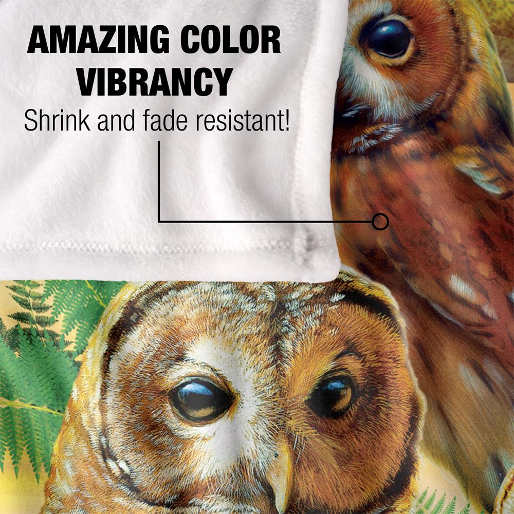JQ Licensing Silky Owl Supersoft Blanket