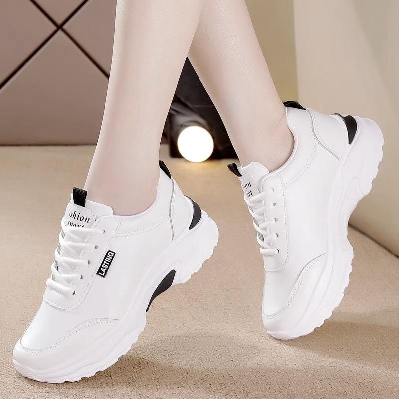 

Brand broken size sports shoes 22 years old new soft-soled running shoes travel shoes 35