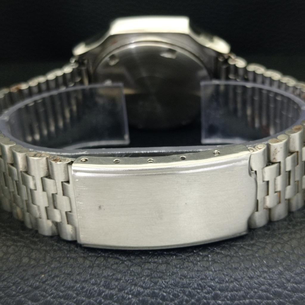 GENUINE VINTAGE SEIKO 5 AUTOMATIC 7009A JAPAN MENS BLACK DIAL WATCH A702397-5 R124-a702397