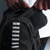 Nike Giacca con Cappuccio e Zip a Manica Lunga Logo Impossibilmente Leggera Uomo Giubbotti HQ4267-010