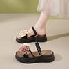Internet celebrity flower flip-flops women, summer new clipped feet beach thick-bottomed cool slippers, small slippers