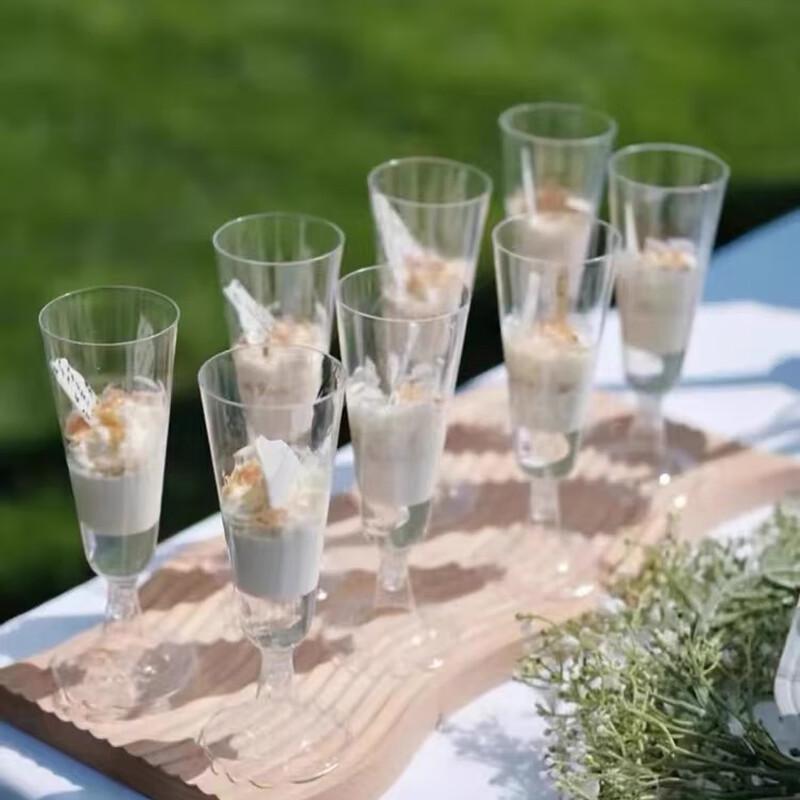 

Disposable Plastic Mousse & Dessert Cups