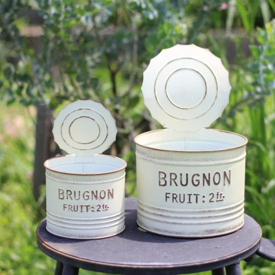 Yousheng 1/2Pcs Vintage Iron Can Decoration, Rusty Metal Can Sculpture, Weather-proof Bucket Flower Pot Ornament for Outdoor,