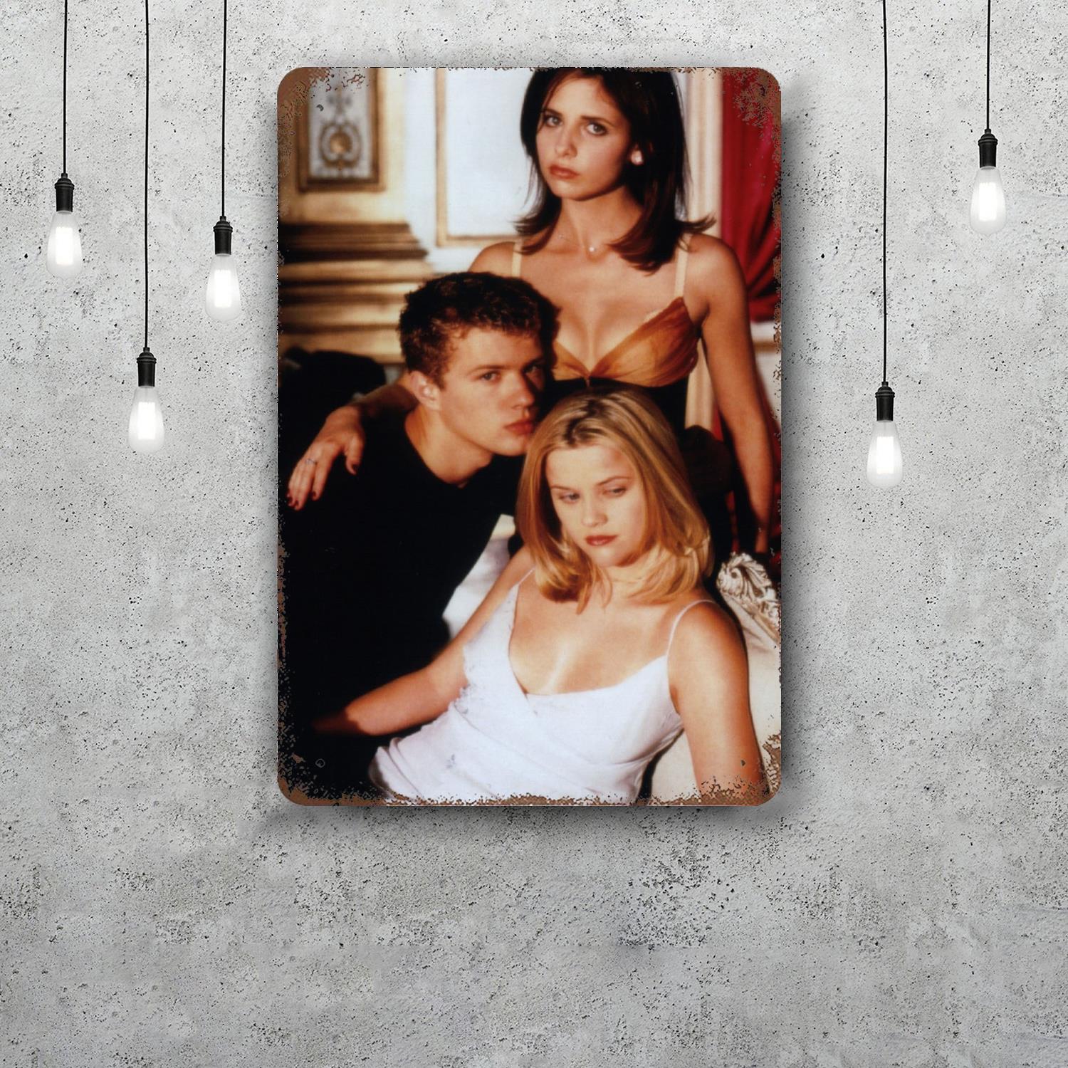 

cruel intentions Funny Bar Metal Sign Retro Plaque Vintage Sign Alcohol Drinker Pub Club Man Cave Kitchen Wall Decoration 20x30cm（7.8x11.8inch）