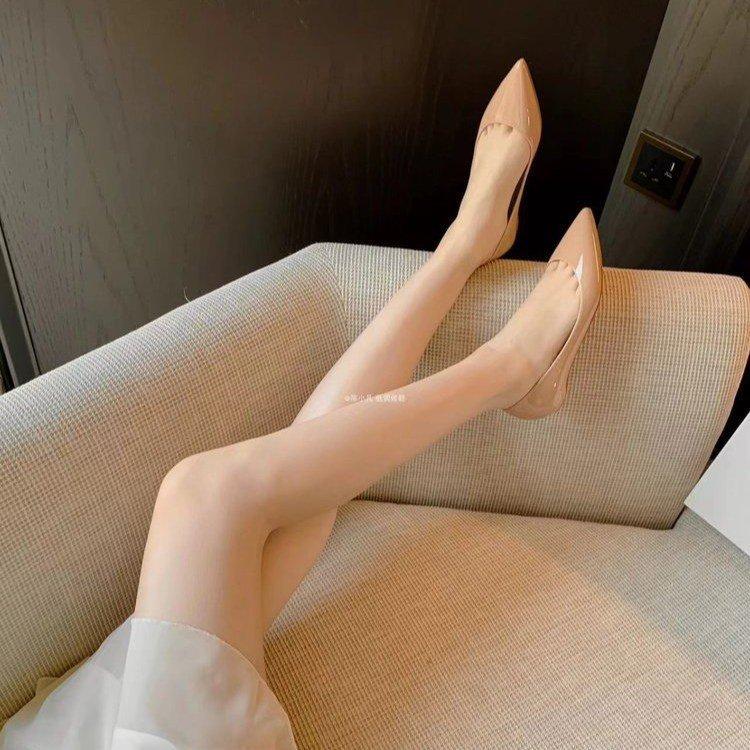[Ushilai] French Nude Patent Leather Flats Women's New Pointed Versatile Commuter Shoes In Summer 2025