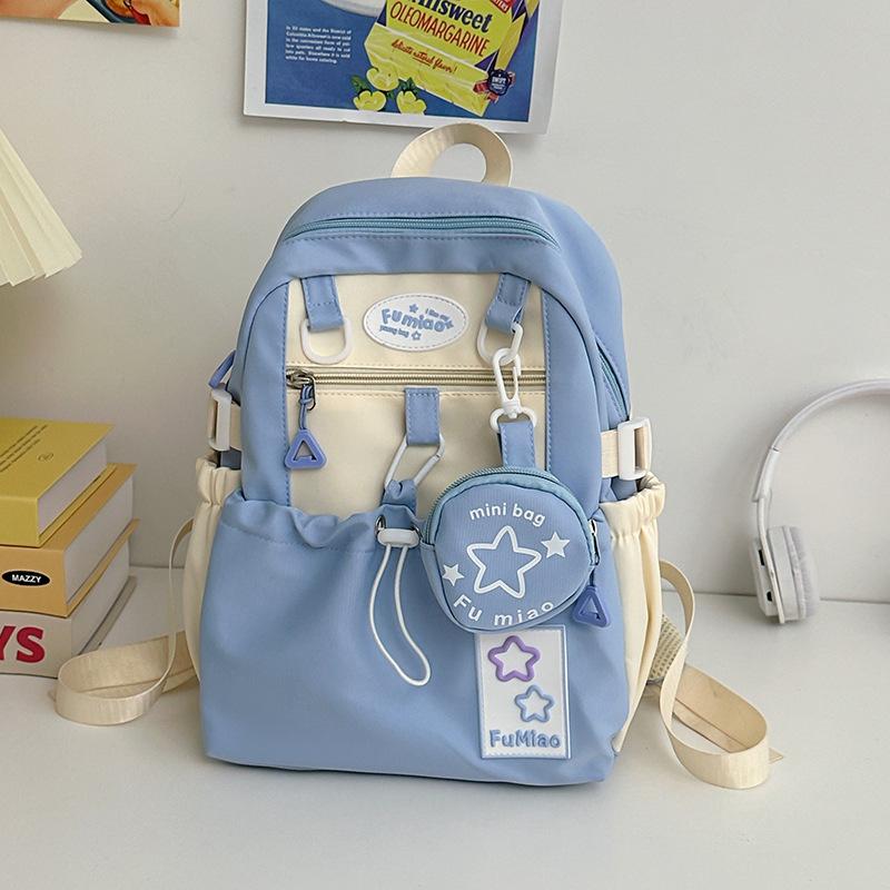 Cute little fresh girl backpack Korean version light schoolbag small backpack for elementary school girls and junior high school students