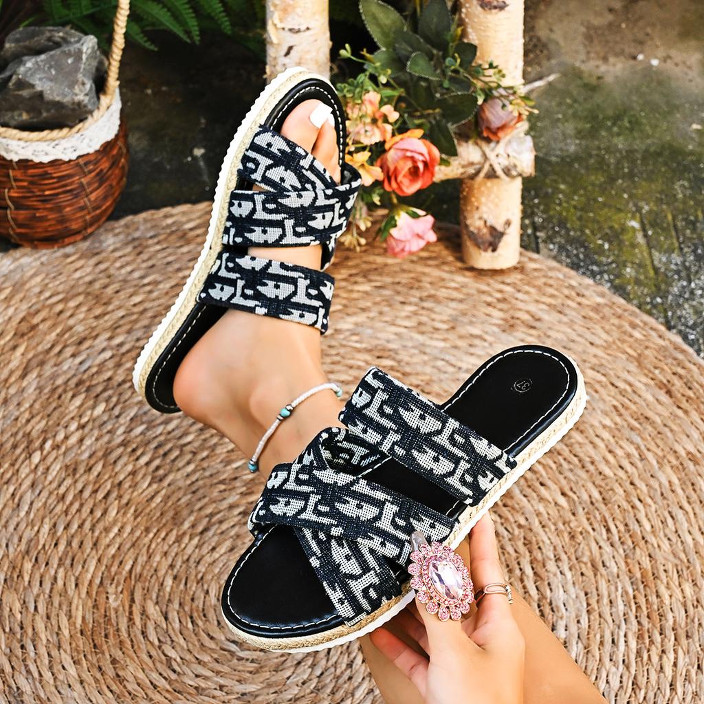 Fashion Fashion New Sexy Leopard Print Casual Flat Slippers Summer Round Toe  Non-slip Beach Slippers for Women