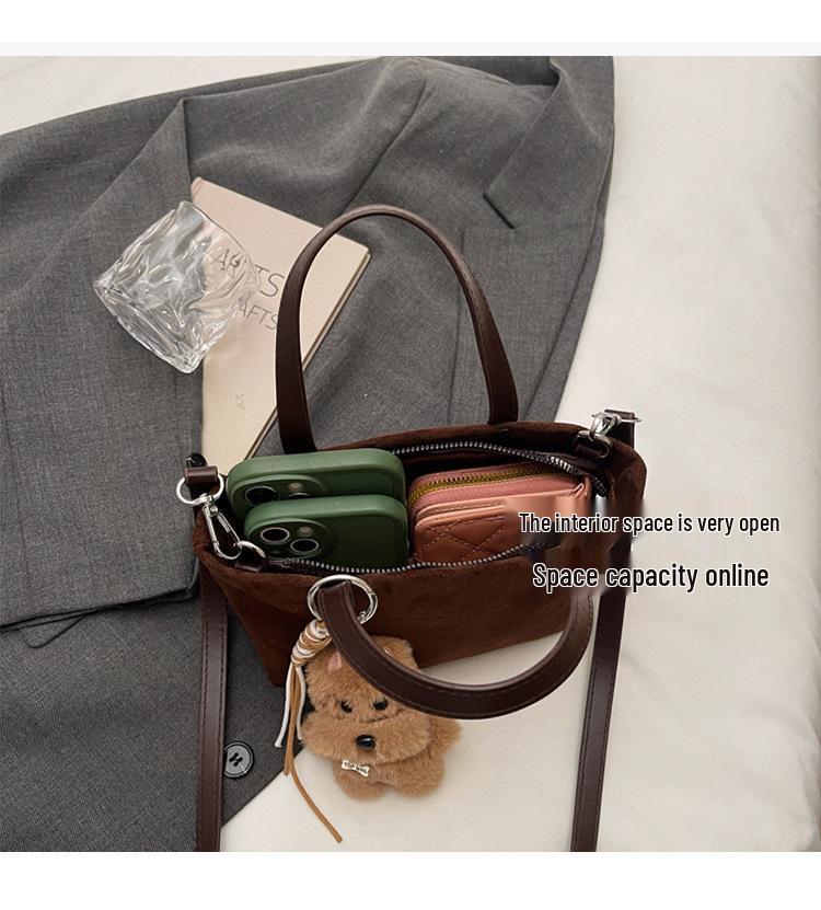 2025 High-End Retro Leopard Print Suede Handbag – Versatile Autumn/Winter Bucket Shoulder Bag for Women