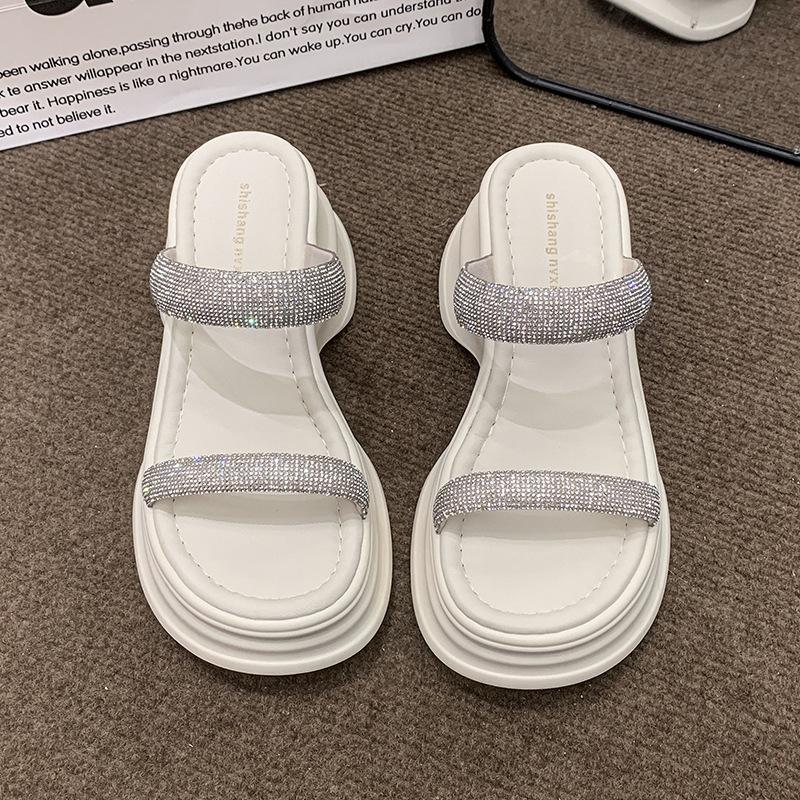 Fairy One-word Women's Casual Outer Slippers 2025 Summer New Muffin Soft Bottom Fashion Rhinestone Slippers Women