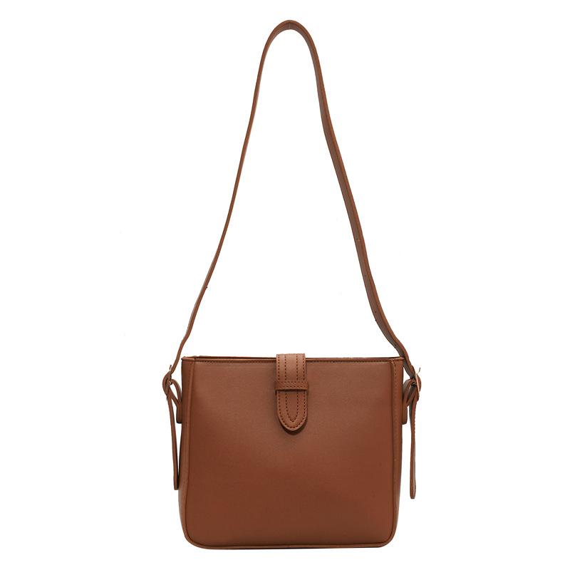 2025 New Retro Simple Texture High Sense Women's Bucket Bag Fashion Versatile Trend Shoulder Messenger Bag