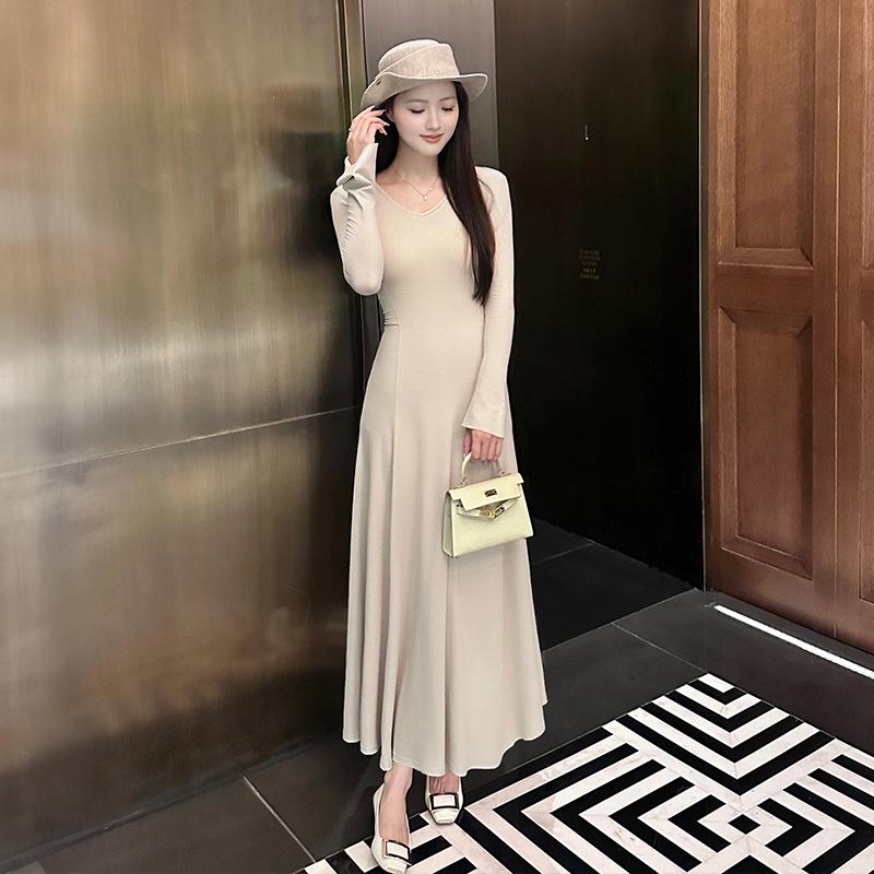 Women's Slim-Fit V-Neck Long Dress - New Autumn/Winter Cotton Base Layer